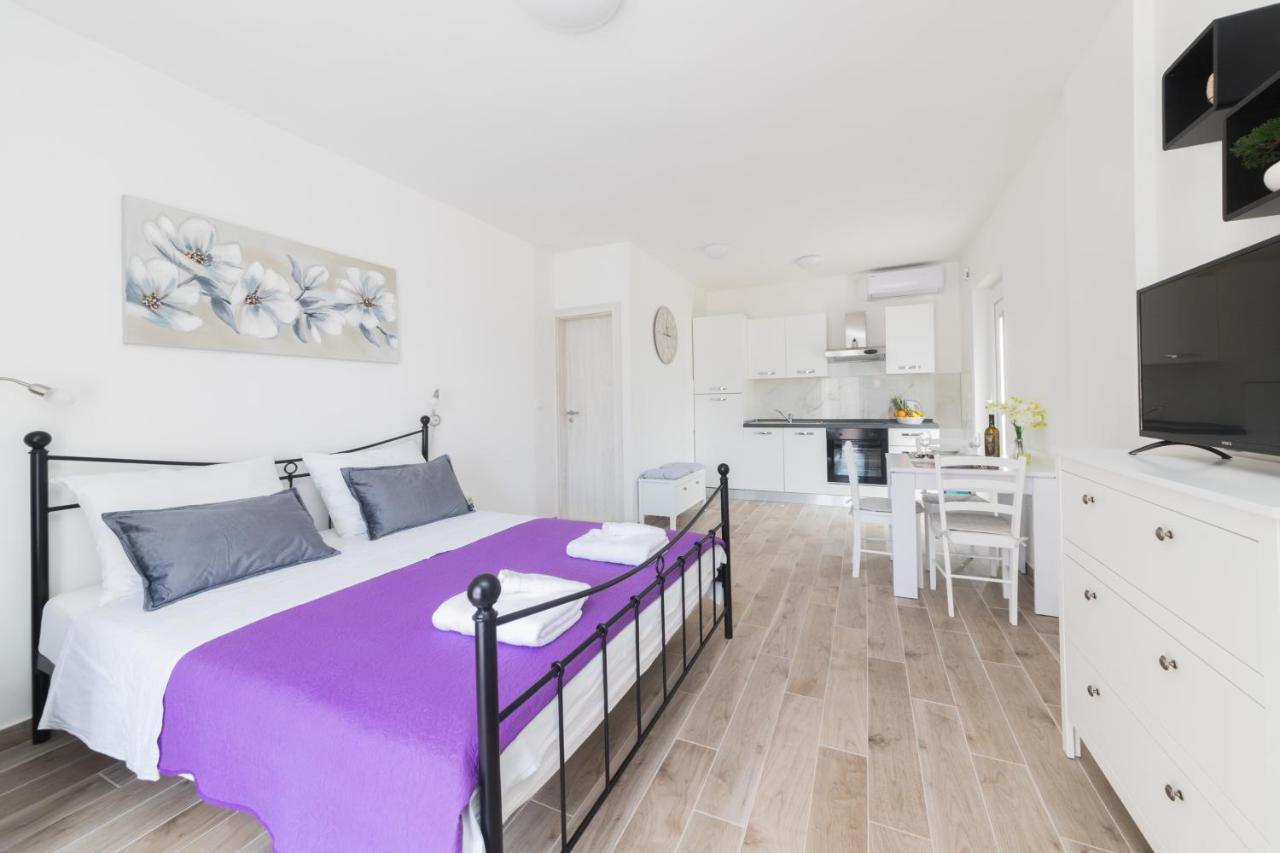 Ferienwohnung Agava Ugljan Exterior foto