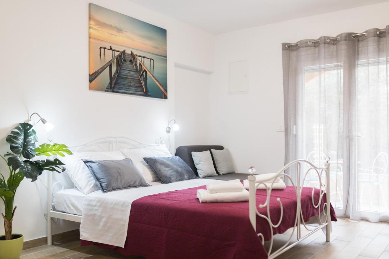 Ferienwohnung Agava Ugljan Exterior foto